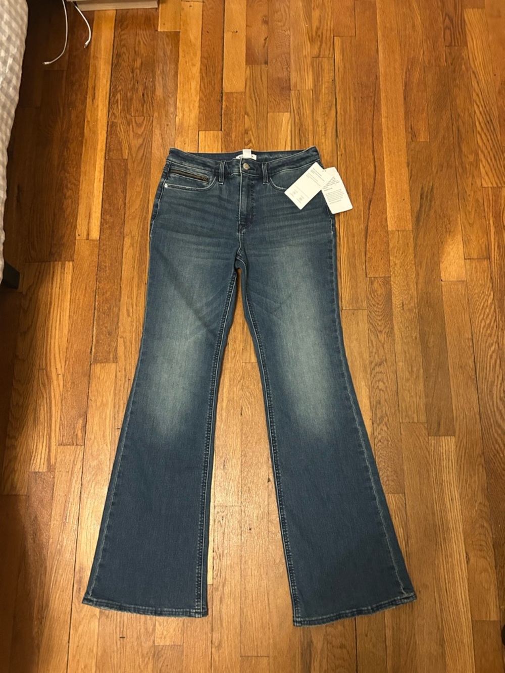 Athleta Women's Wide-Leg Flare Jeans - Medium Blue Wash. New with tags.